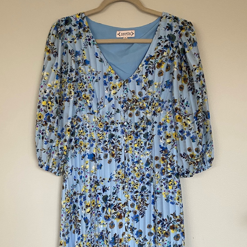 Nanette Lepore button front Blue floral‎ Romantic puffed sleeves Midi Dress